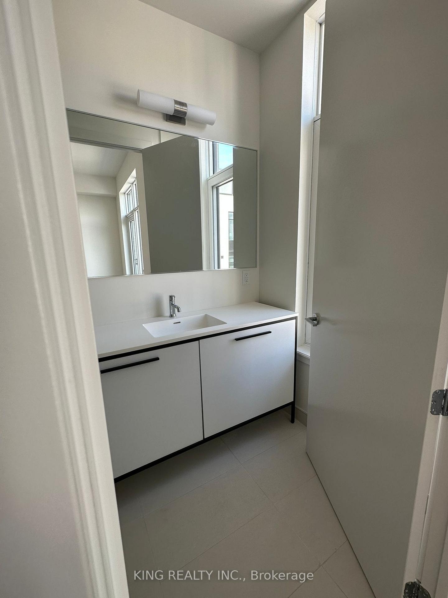 Photo 16 of 82 Windward Drive, Grimsby, Grimsby Beach — HOMEH