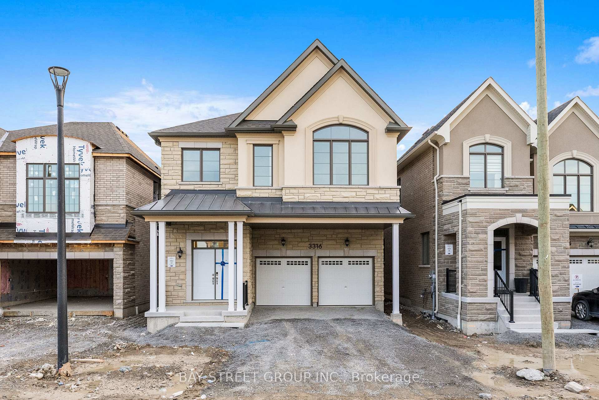Photo 5 of 3316 Marchington Square, Pickering, Rural Pickering — HOMEH