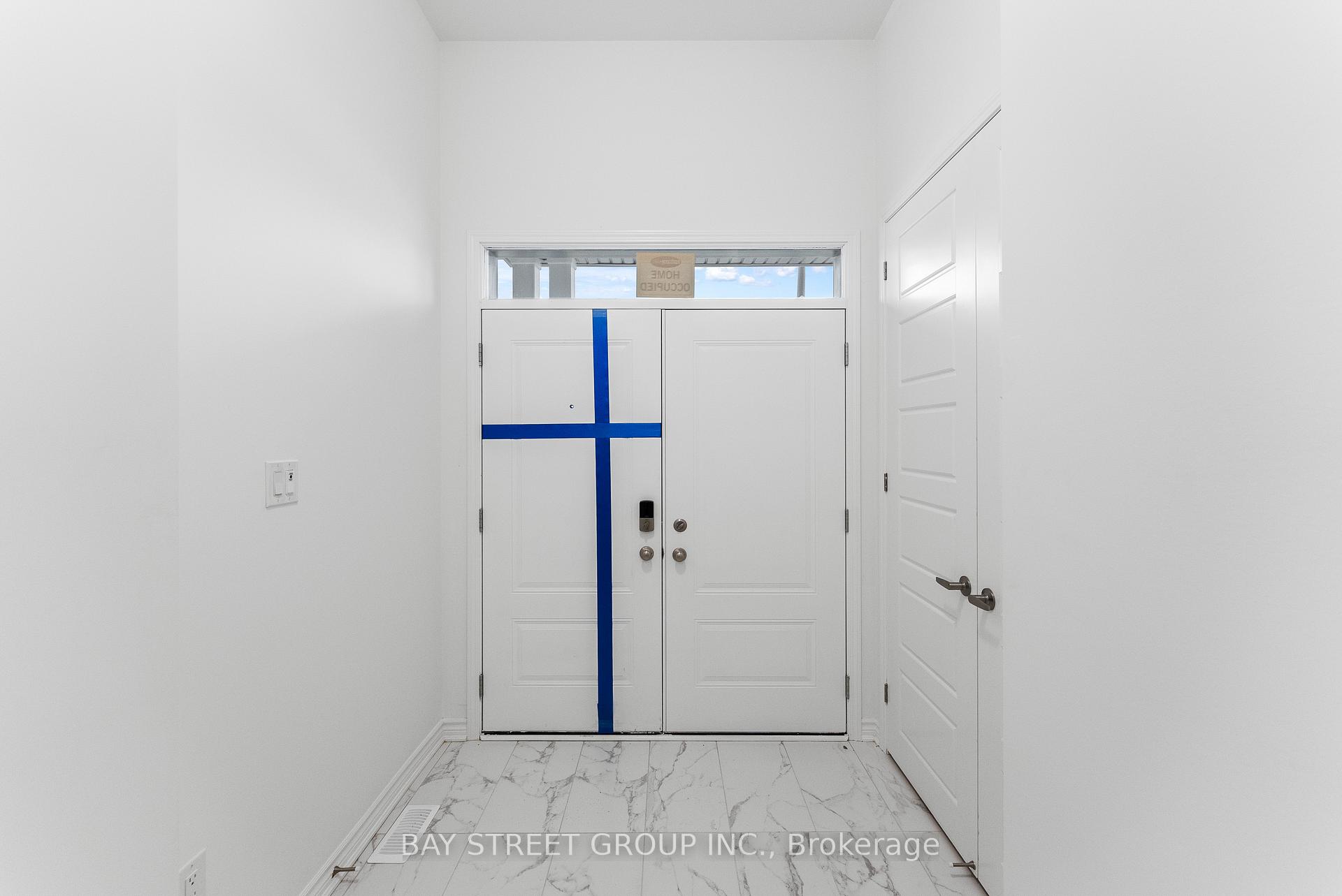 Photo 3 of 3316 Marchington Square, Pickering, Rural Pickering — HOMEH