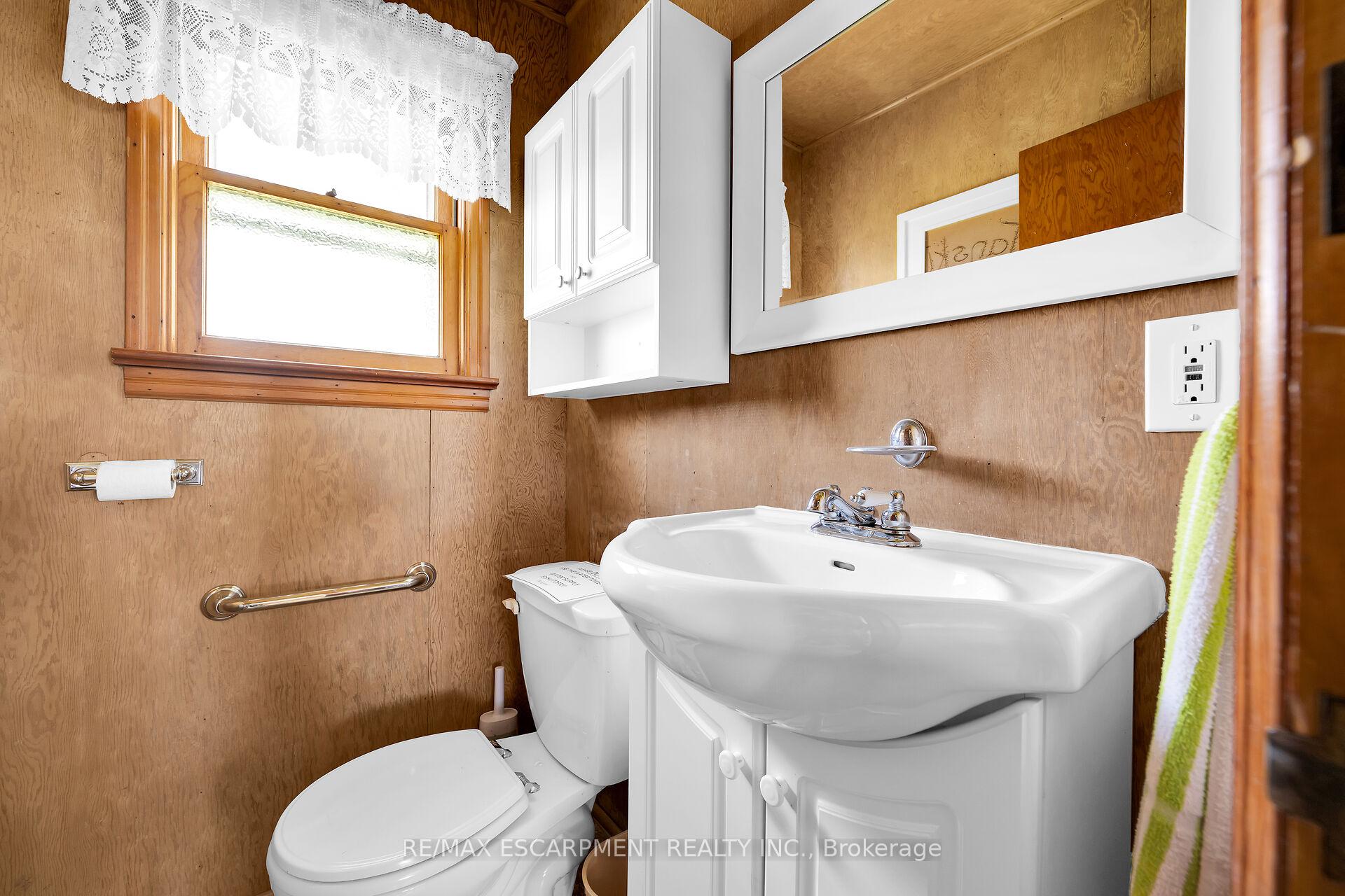 Photo 34 of 13 Horseshoe Bay Road, Haldimand, Dunnville — HOMEH