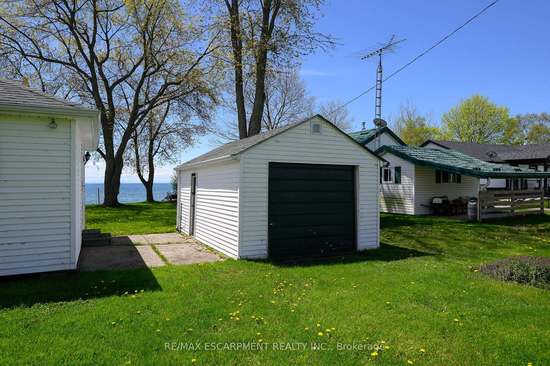 Photo 36 of 13 Horseshoe Bay Road, Haldimand, Dunnville — HOMEH