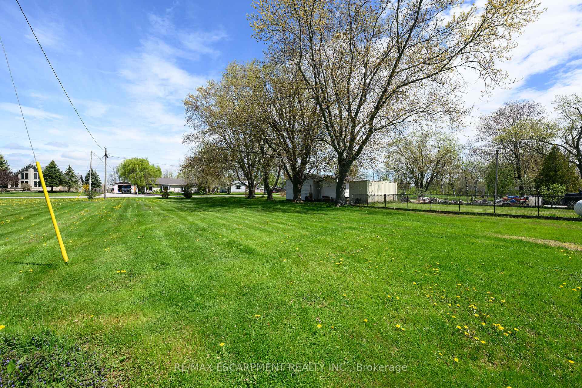 Photo 19 of 13 Horseshoe Bay Road, Haldimand, Dunnville — HOMEH