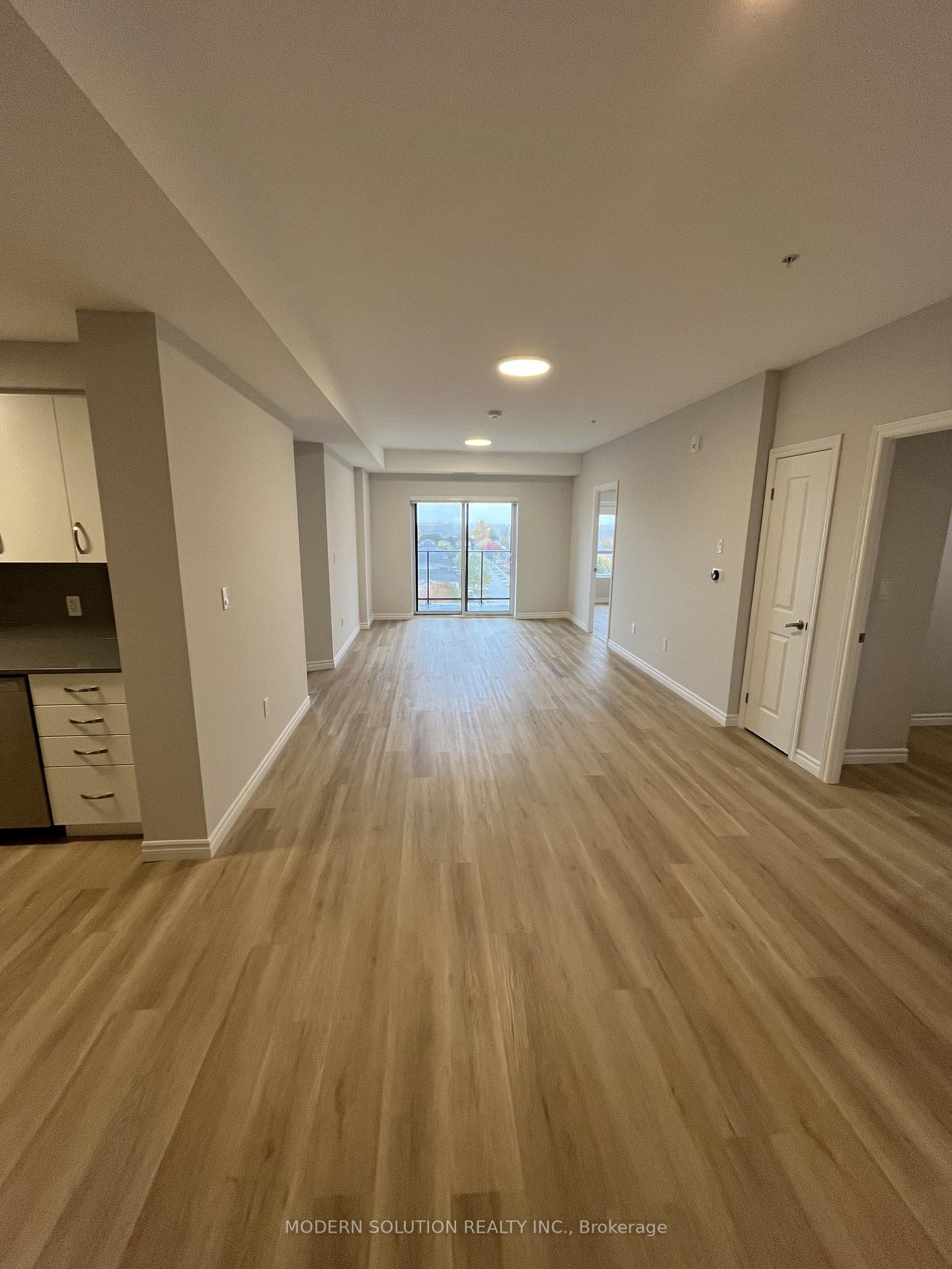 Photo 1 of Unit 1007, 425 Watson Parkway N, Guelph, Grange Road — HOMEH