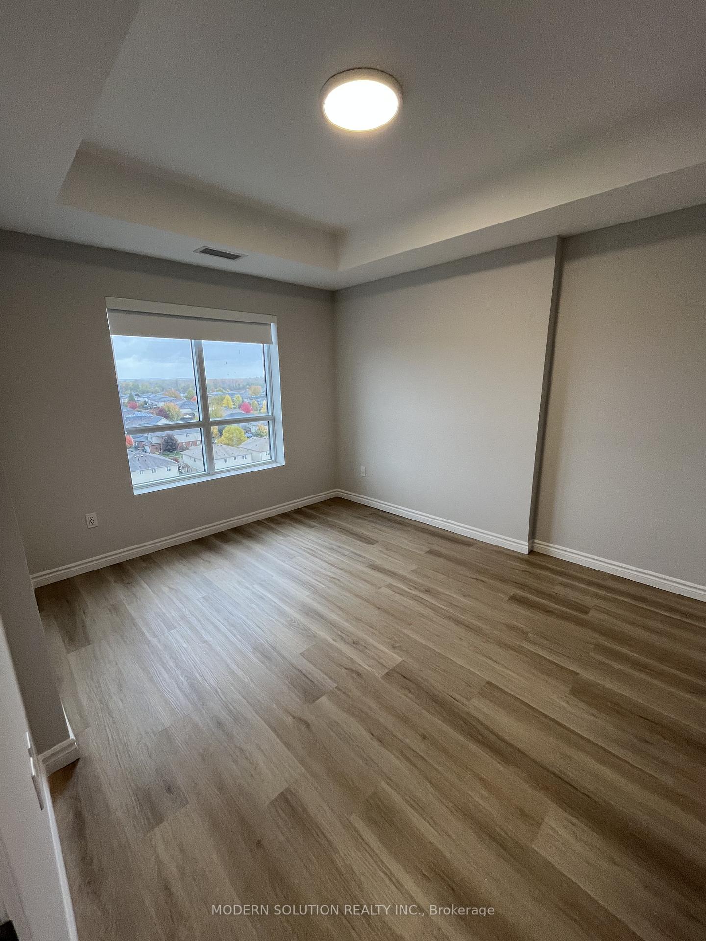 Photo 10 of Unit 1007, 425 Watson Parkway N, Guelph, Grange Road — HOMEH