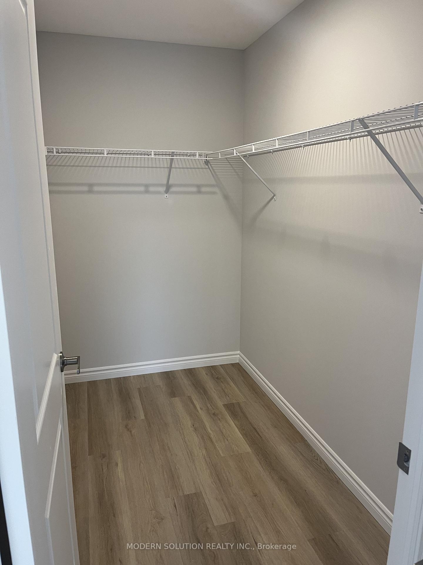 Photo 7 of Unit 1007, 425 Watson Parkway N, Guelph, Grange Road — HOMEH