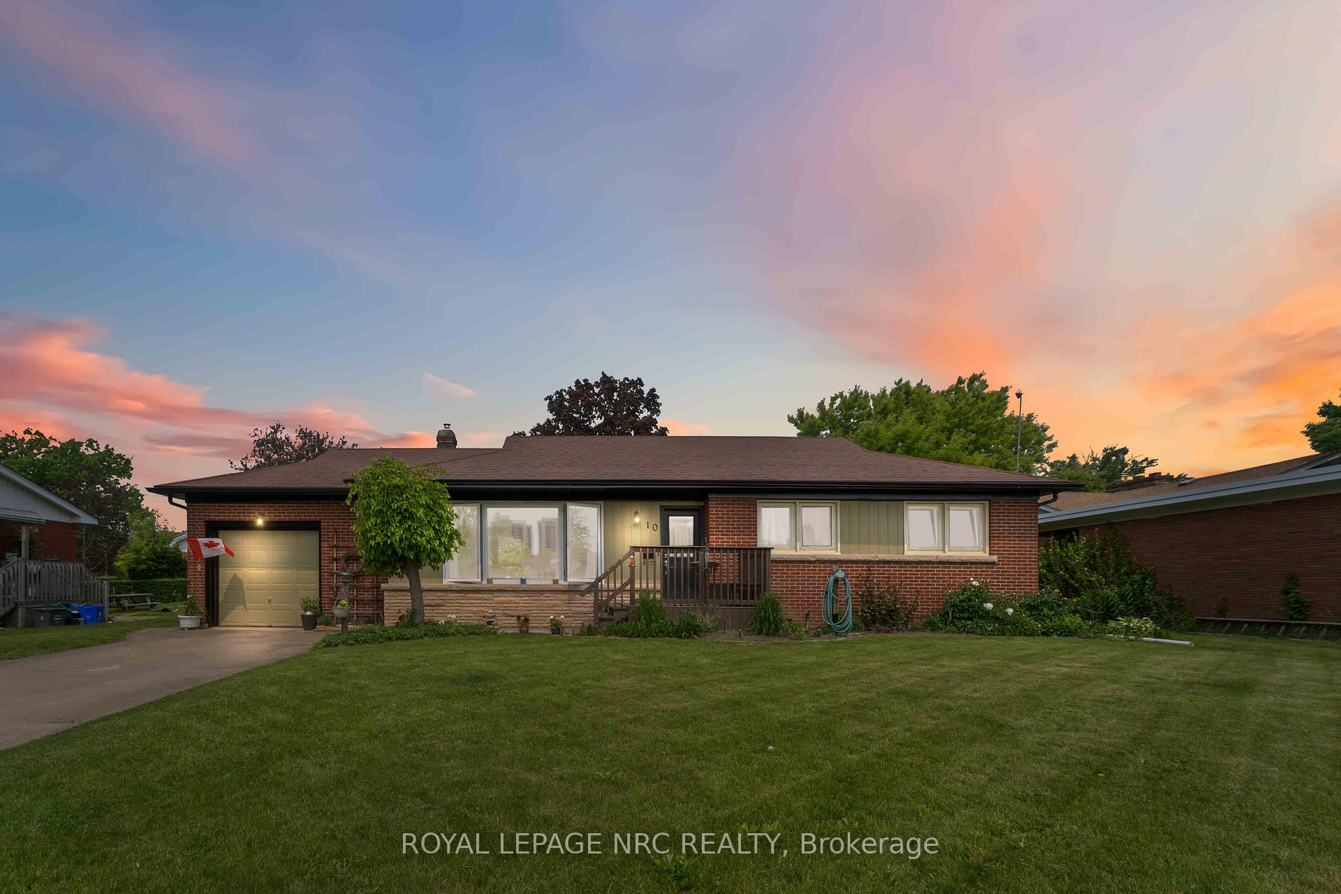 Front of 10 Riverview Boulevard