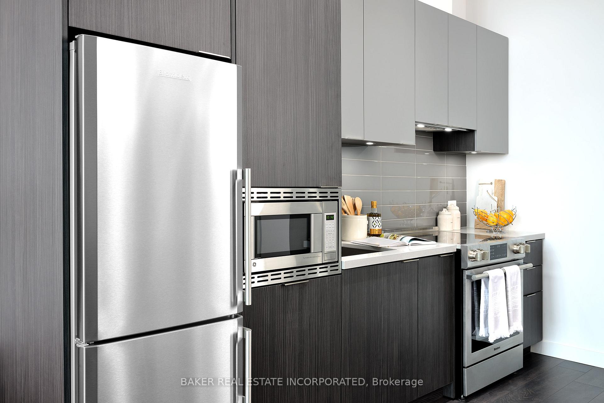 Photo 9 of Unit 3306, 15 Roehampton Avenue, Toronto, Mount Pleasant West — HOMEH