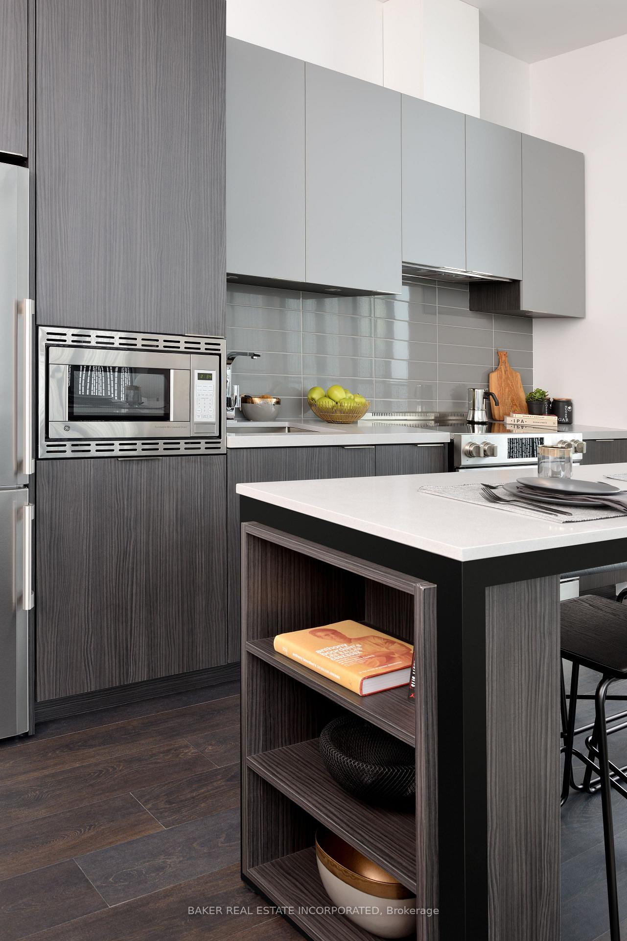 Photo 10 of Unit 1805, 15 Roehampton Avenue, Toronto, Mount Pleasant West — HOMEH