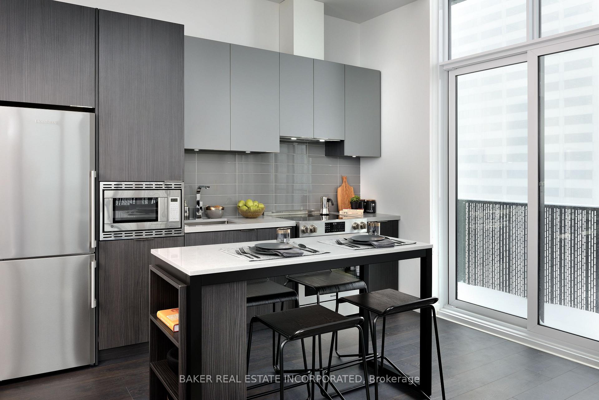 Photo 9 of Unit 1805, 15 Roehampton Avenue, Toronto, Mount Pleasant West — HOMEH