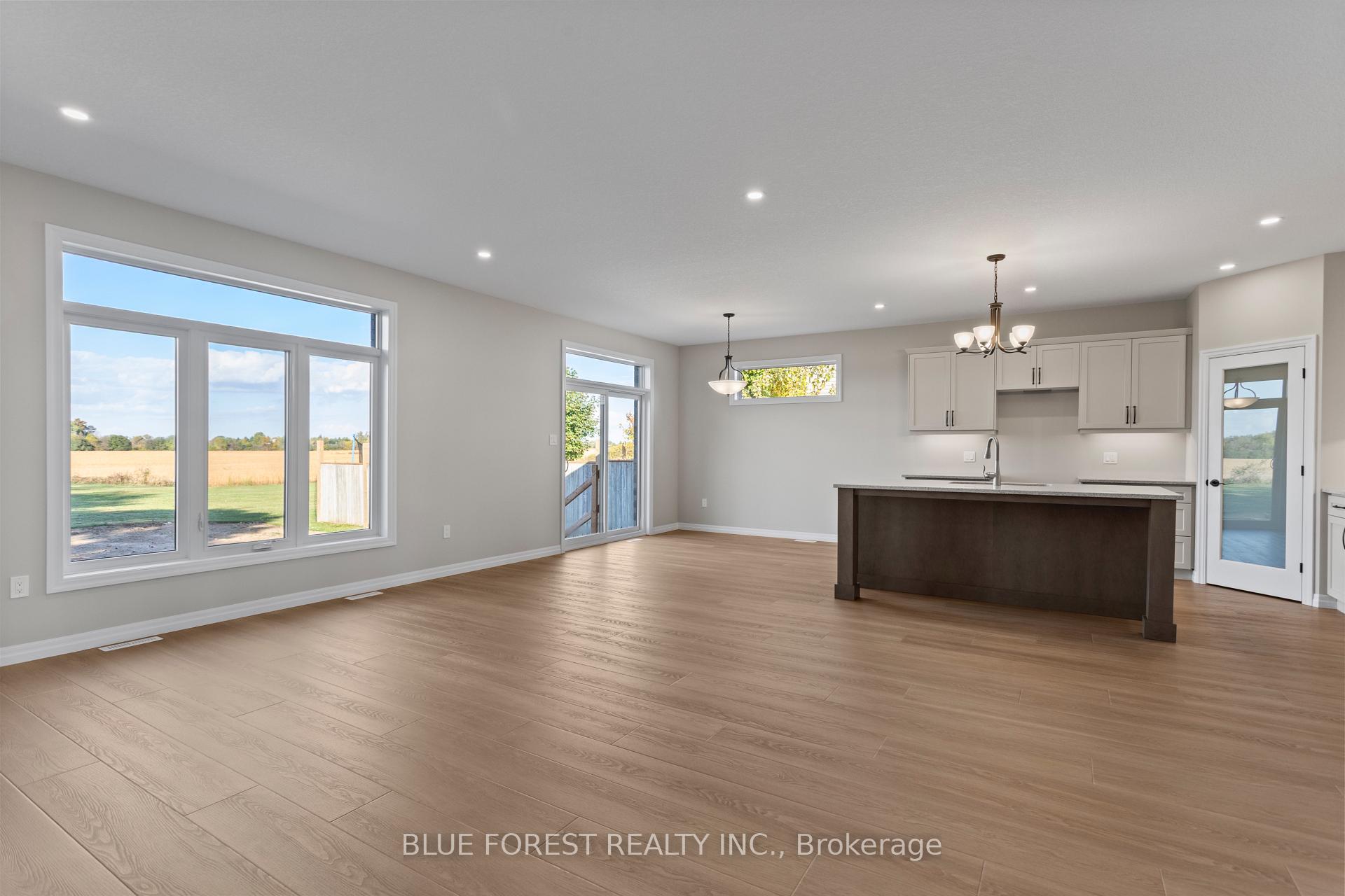 Photo 23 of 218 Snyders Avenue, Central Elgin, Belmont — HOMEH