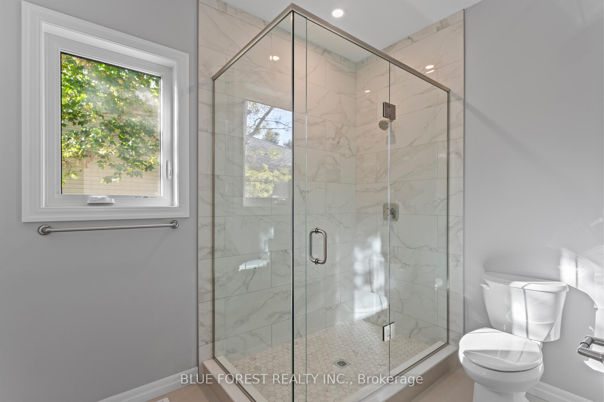 Photo 32 of 218 Snyders Avenue, Central Elgin, Belmont — HOMEH