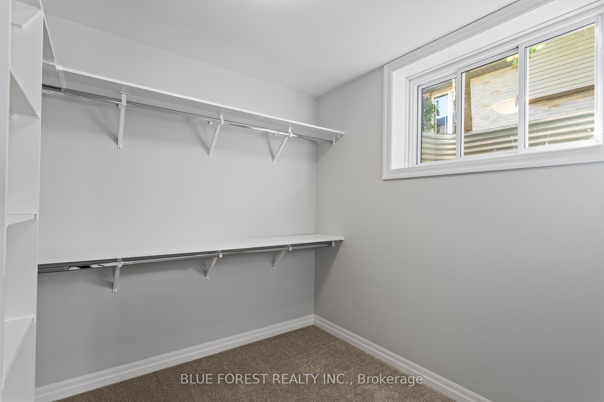 Photo 24 of 218 Snyders Avenue, Central Elgin, Belmont — HOMEH