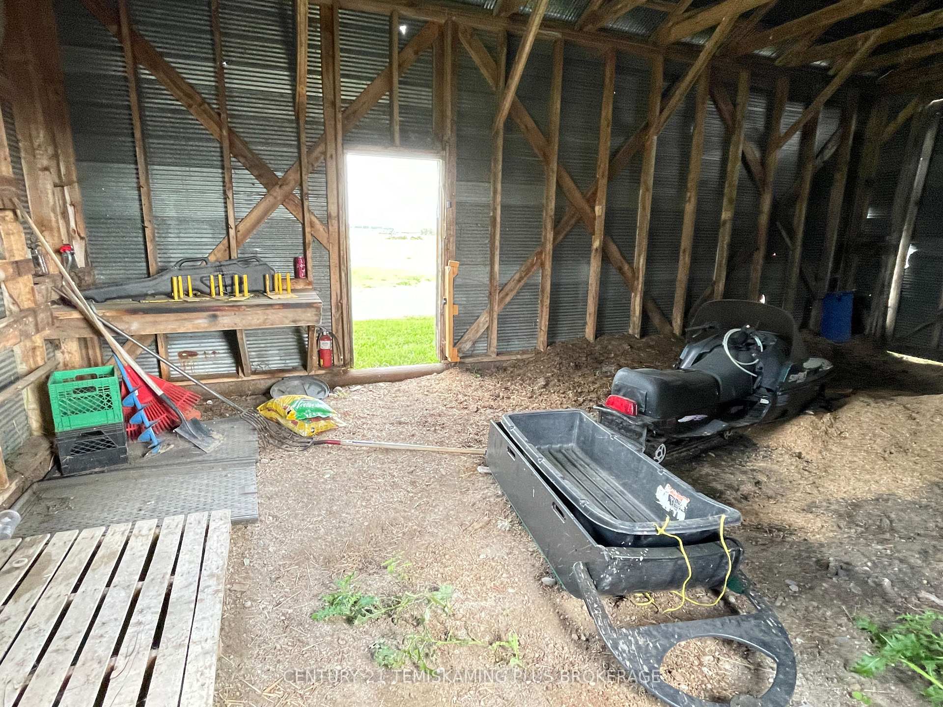 Photo 4 of 253156 Roger's Road, Englehart — HOMEH
