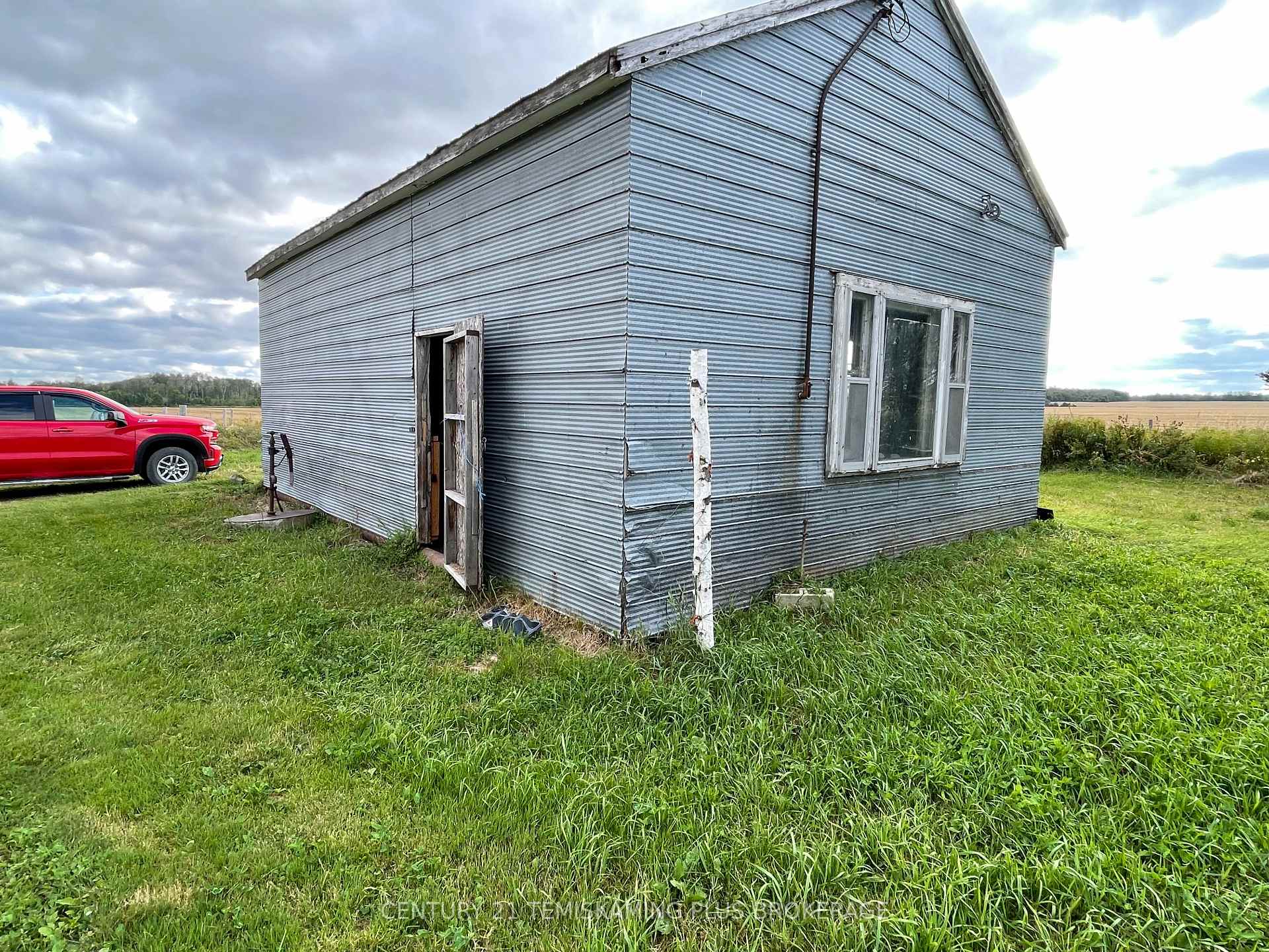 Photo 9 of 253156 Roger's Road, Englehart — HOMEH