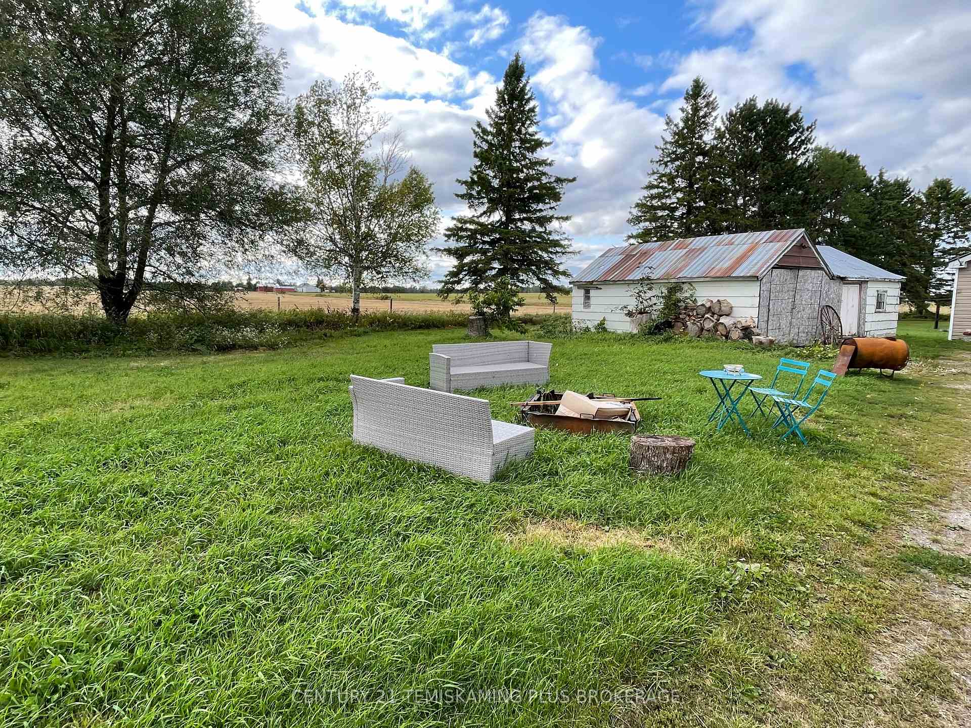 Photo 3 of 253156 Roger's Road, Englehart — HOMEH