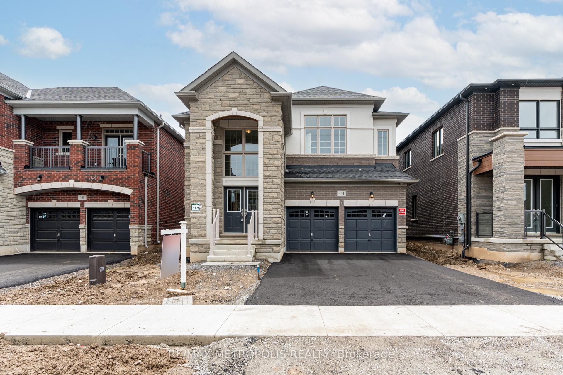 Photo 4 of 454 Humphrey Street, Hamilton, Waterdown — HOMEH