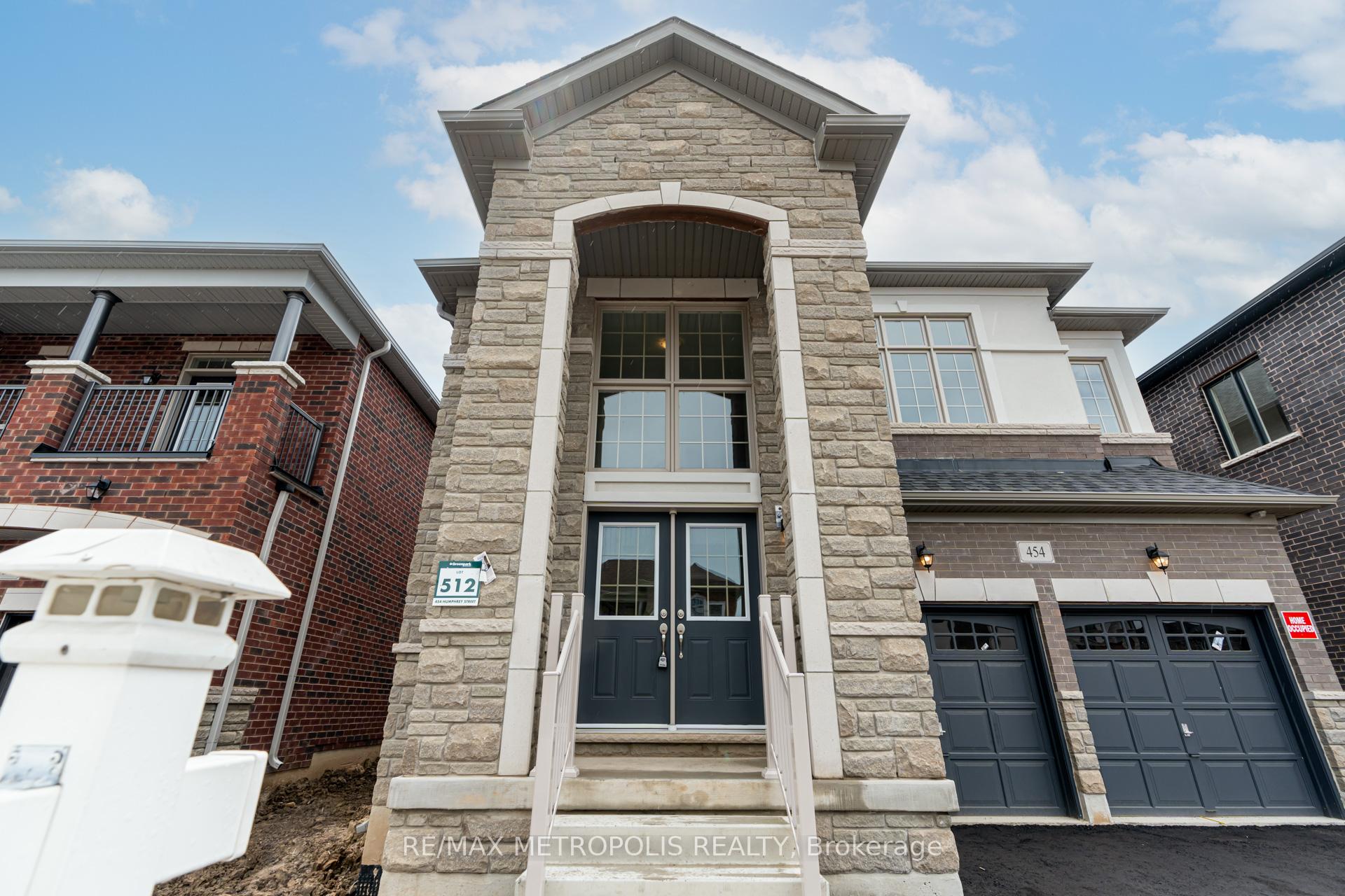 Photo 5 of 454 Humphrey Street, Hamilton, Waterdown — HOMEH