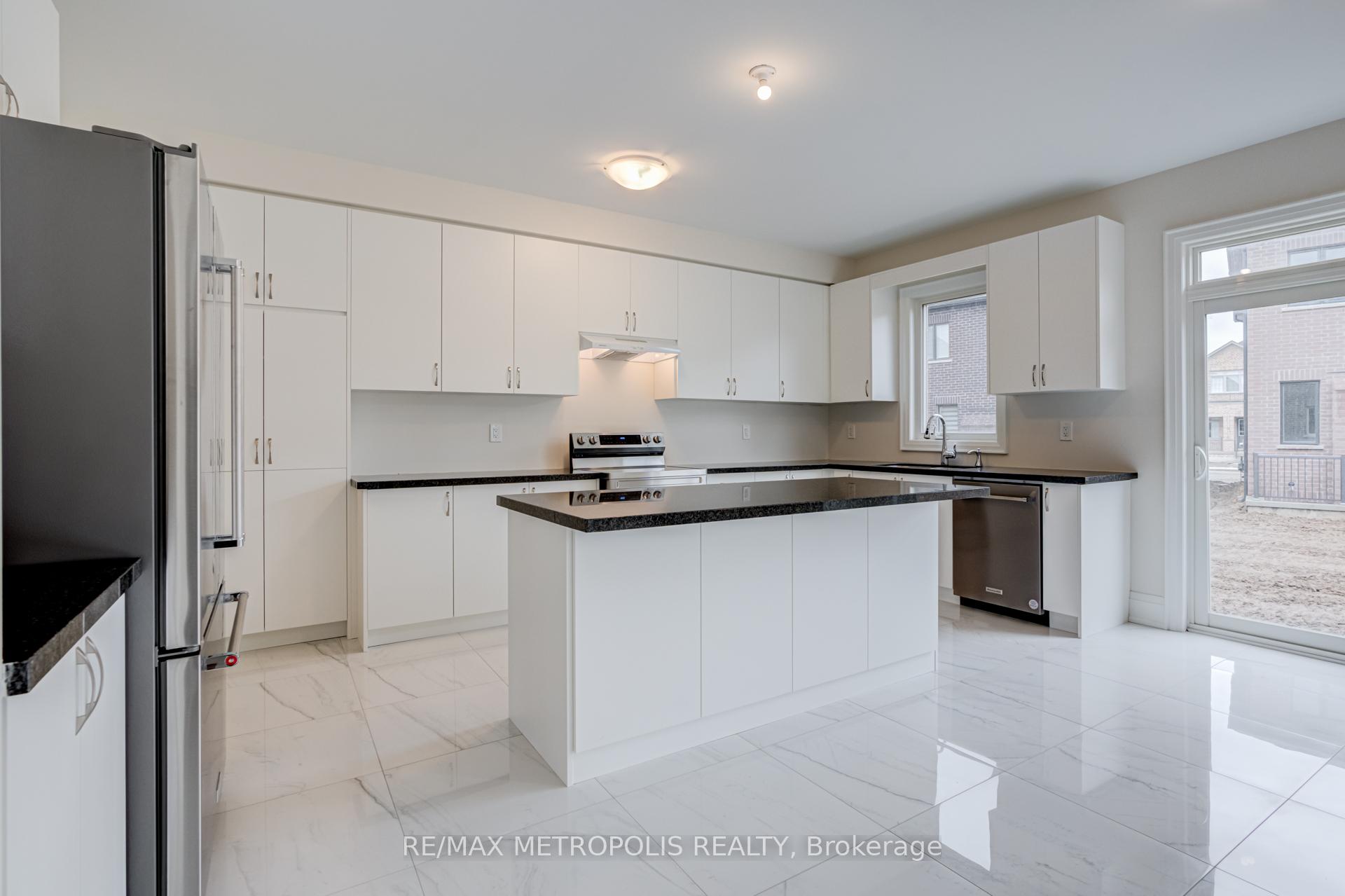 Photo 39 of 454 Humphrey Street, Hamilton, Waterdown — HOMEH
