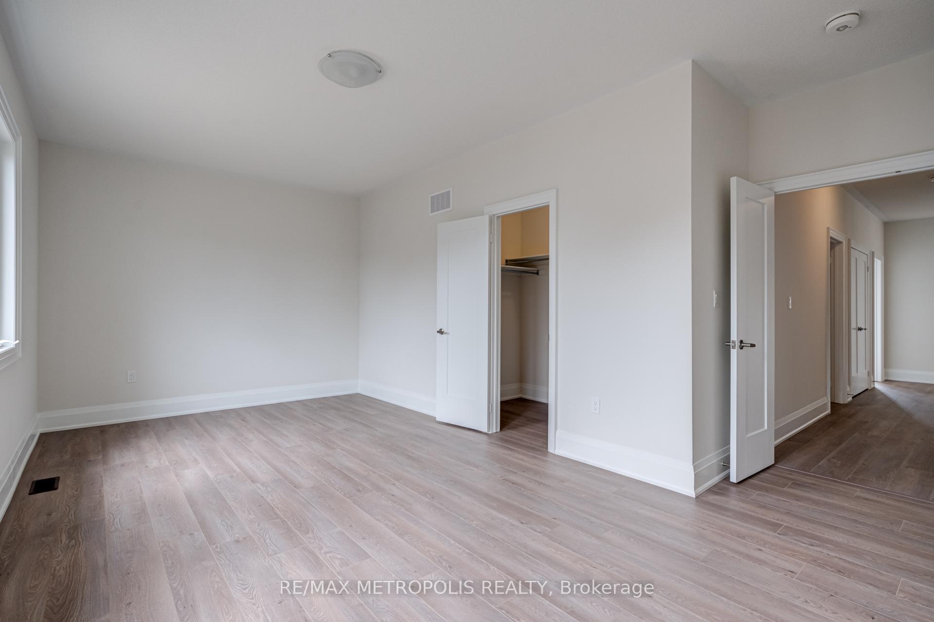 Photo 38 of 454 Humphrey Street, Hamilton, Waterdown — HOMEH