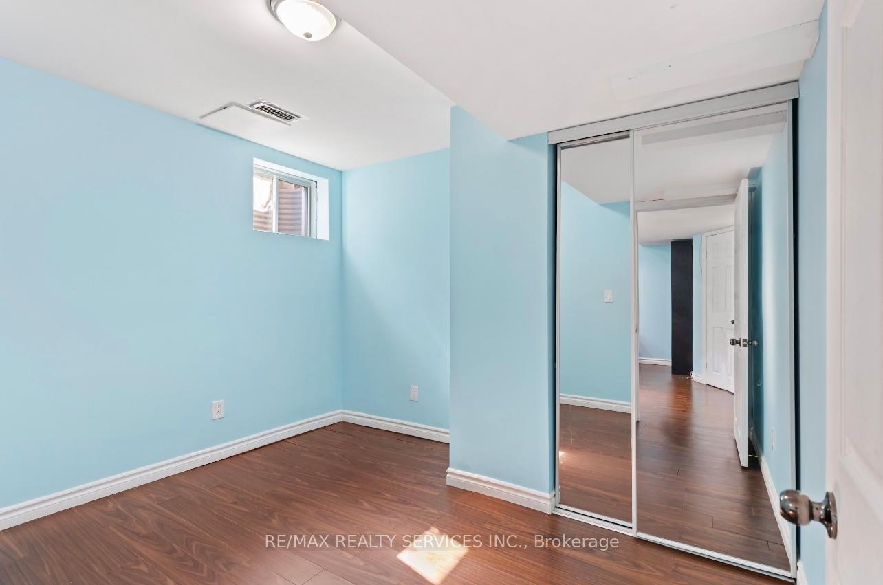 Photo 10 of Unit Bsmt, 524 Attenborough Terrace N, Milton, Willmott — HOMEH