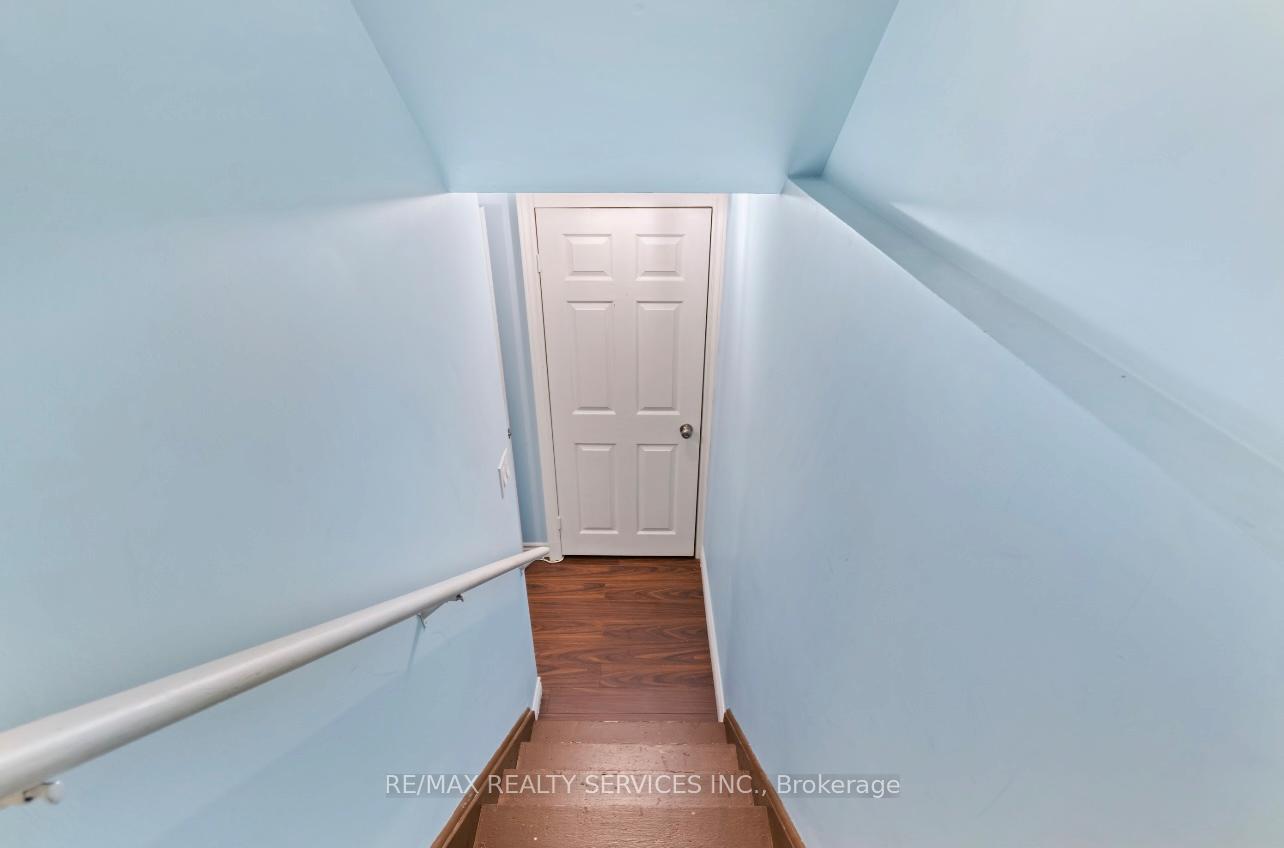 Photo 15 of Unit Bsmt, 524 Attenborough Terrace N, Milton, Willmott — HOMEH