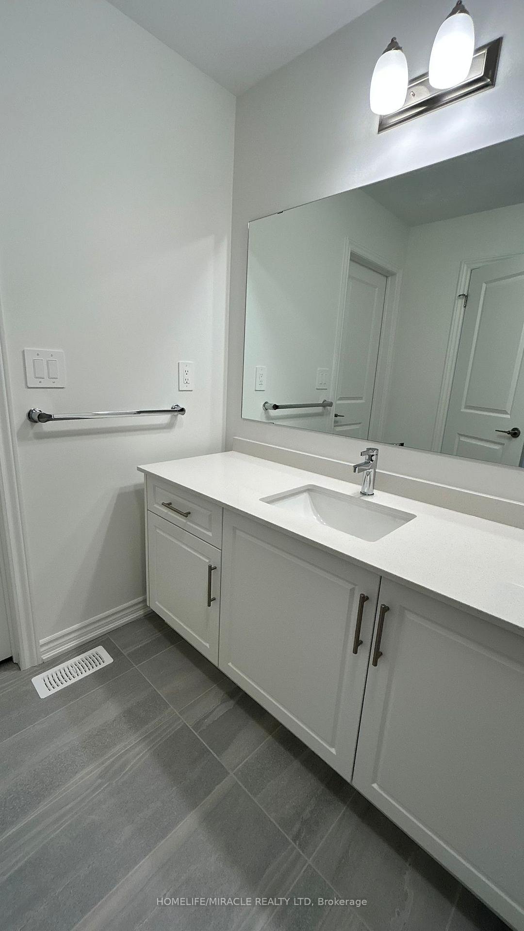 Photo 12 of 1431 Savoline Boulevard, Milton, Rural Milton — HOMEH
