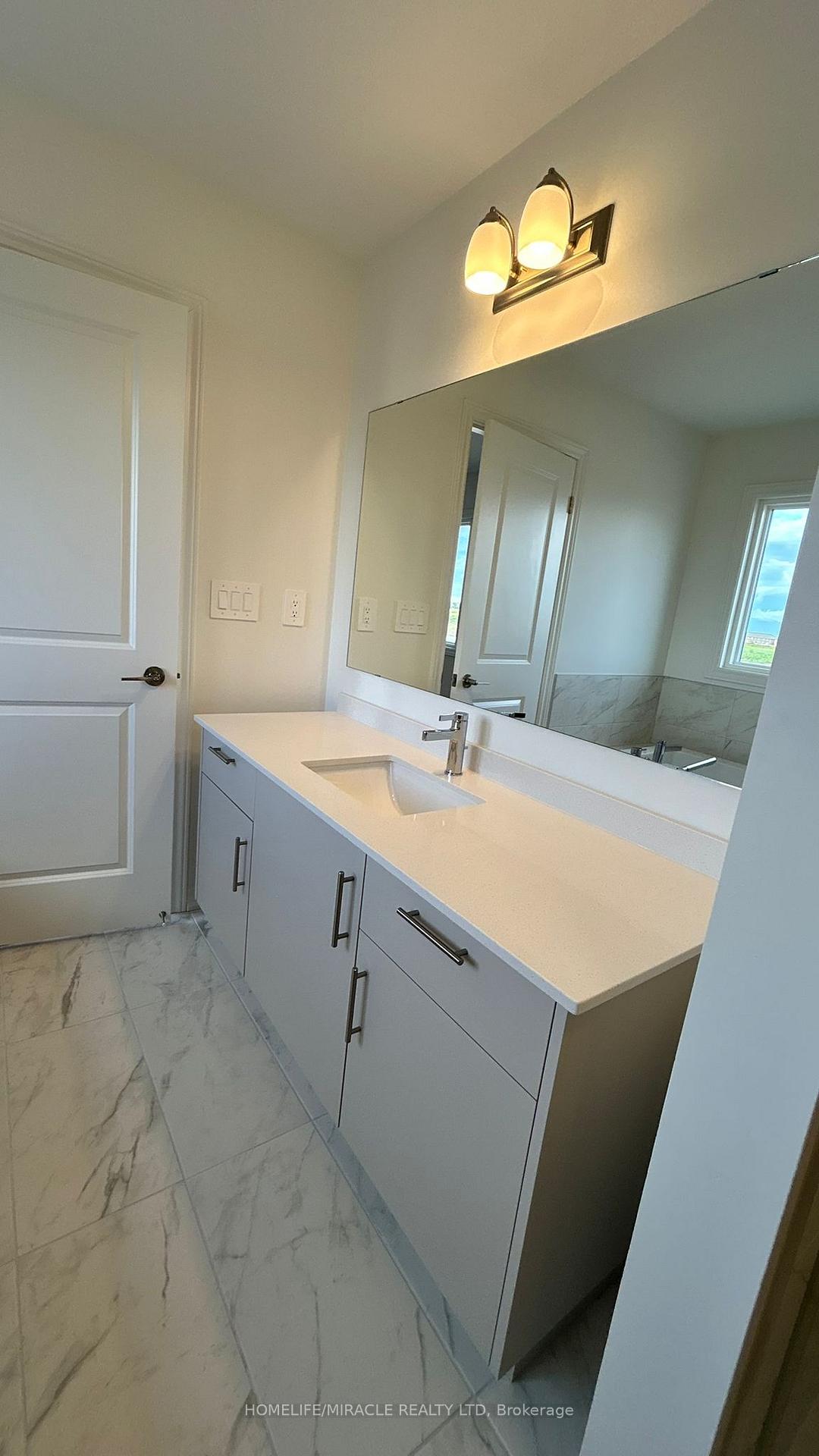 Photo 6 of 1431 Savoline Boulevard, Milton, Rural Milton — HOMEH