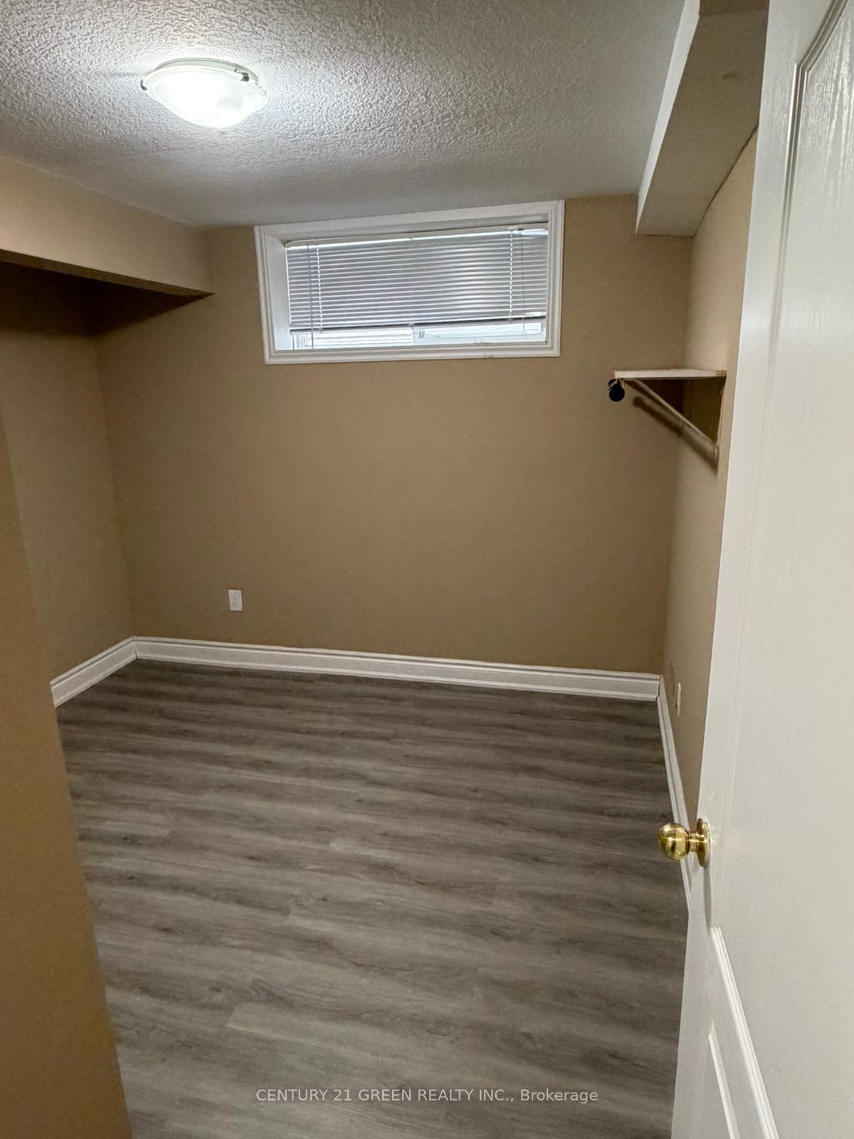 Photo 6 of Unit Lower, 1231 Countrystone Drive, Kitchener — HOMEH