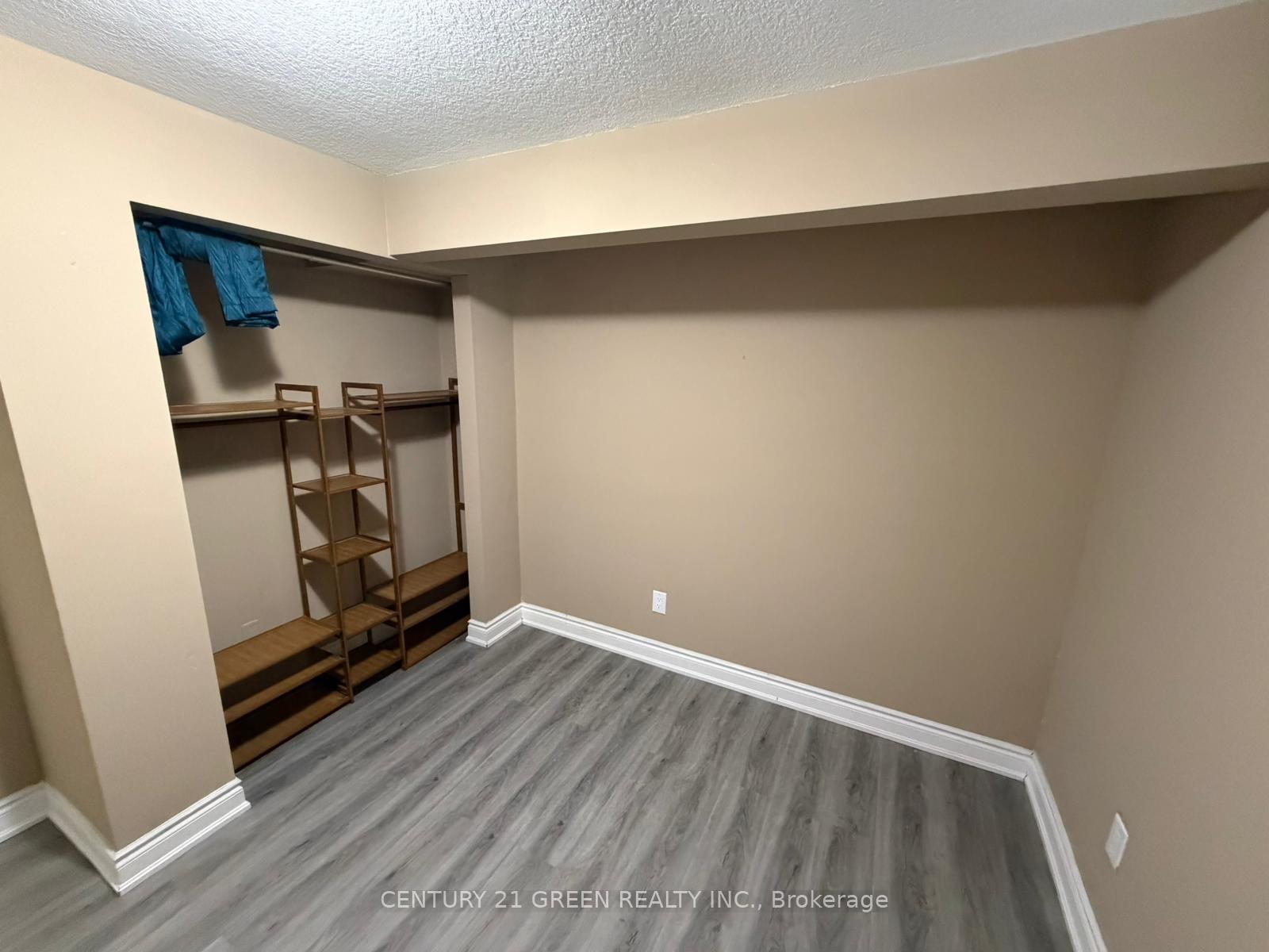 Photo 8 of Unit Lower, 1231 Countrystone Drive, Kitchener — HOMEH