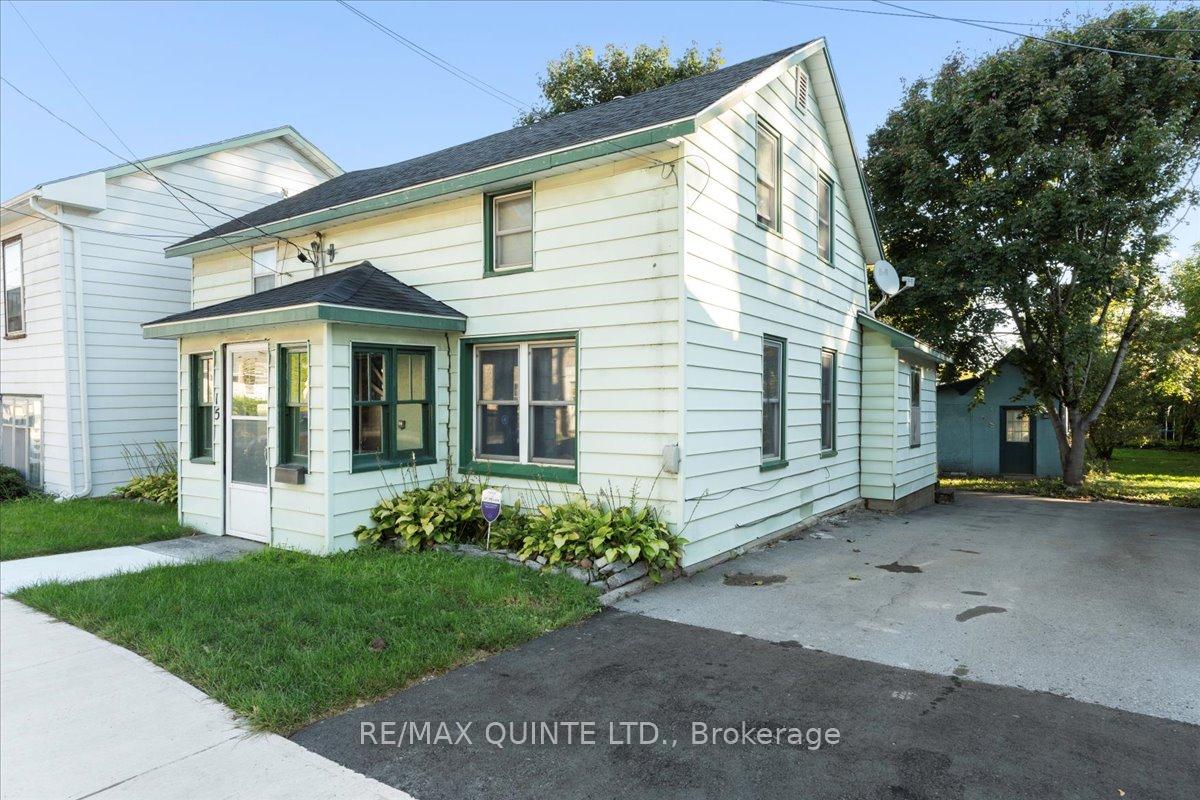 Photo 3 of 15 Murney Street, Belleville, Belleville Ward — HOMEH