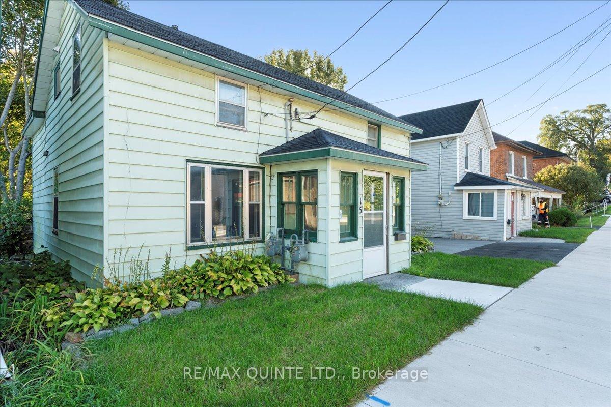 Photo 5 of 15 Murney Street, Belleville, Belleville Ward — HOMEH