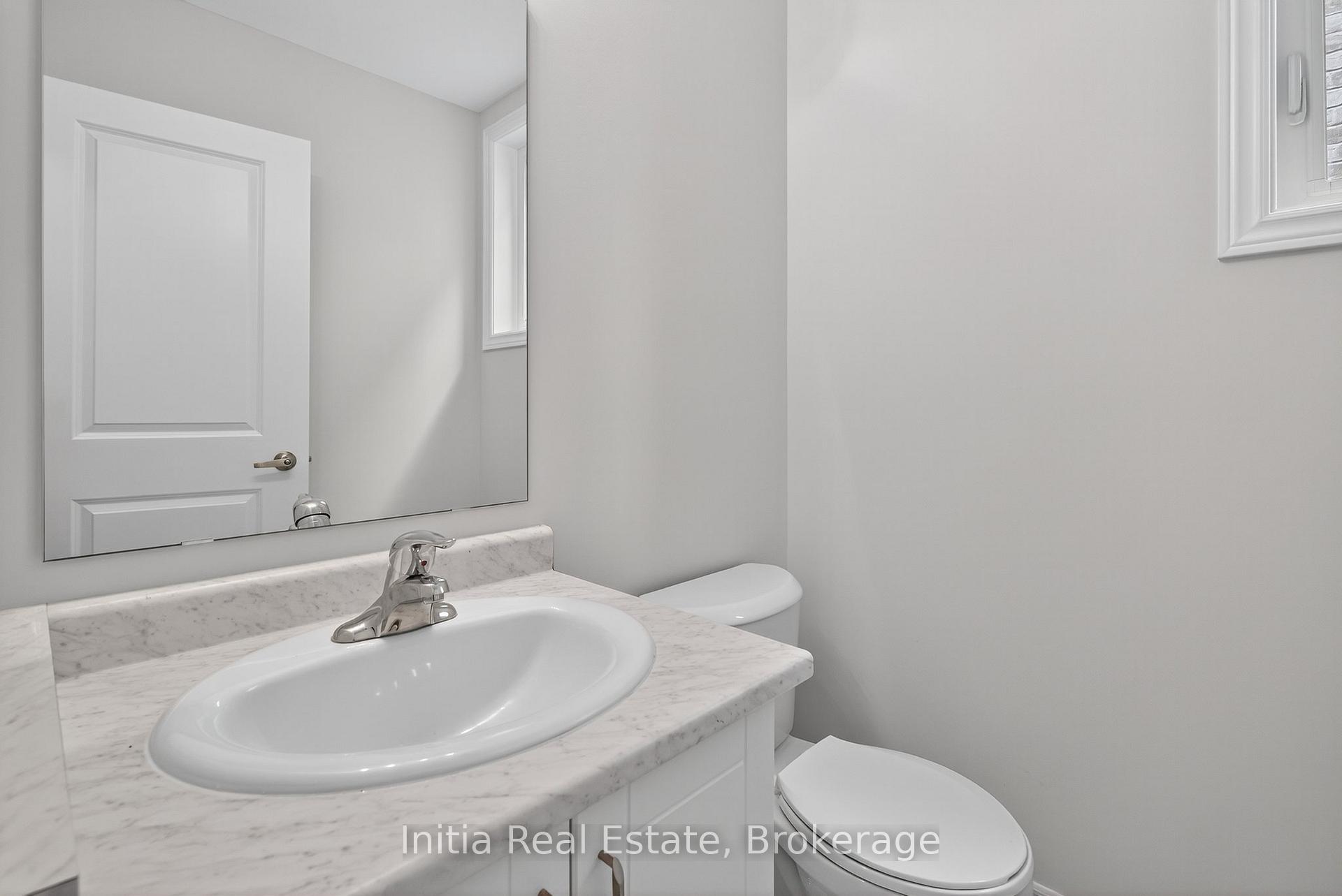 Photo 6 of 1474 Davis Loop Circle, Innisfil, Lefroy — HOMEH