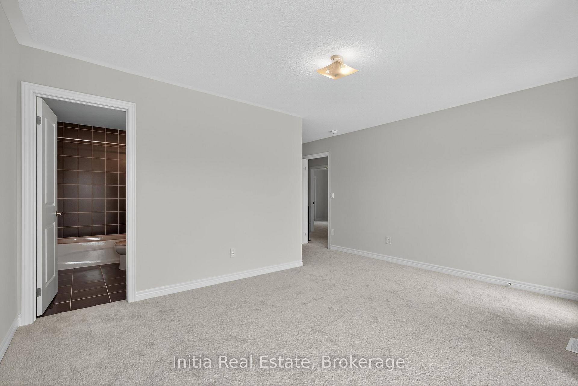 Photo 11 of 1474 Davis Loop Circle, Innisfil, Lefroy — HOMEH