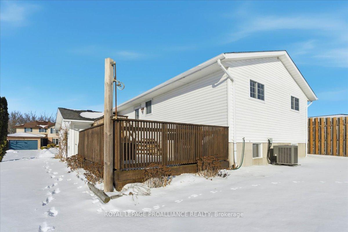 Photo 30 of 19 Fleming Road, Quinte West, Trenton Ward — HOMEH
