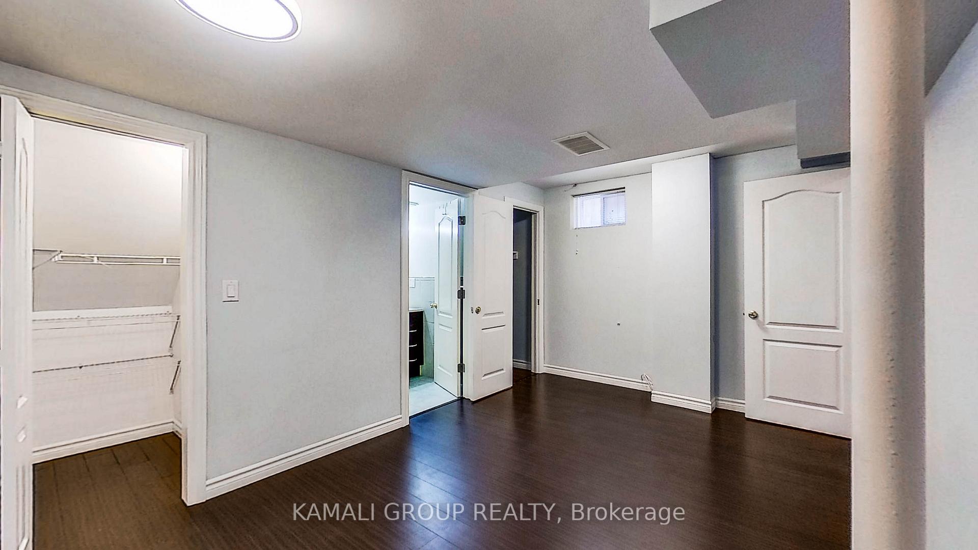 Photo 6 of Unit BSMT #2, 156 Townsgate Drive, Vaughan, Crestwood-Springfarm-Yorkhill — HOMEH
