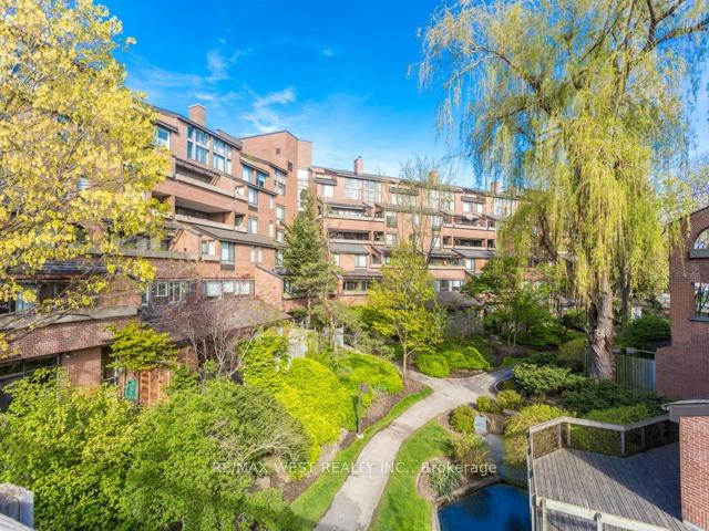 Front of Unit 503, 40 Sylvan Valleyway