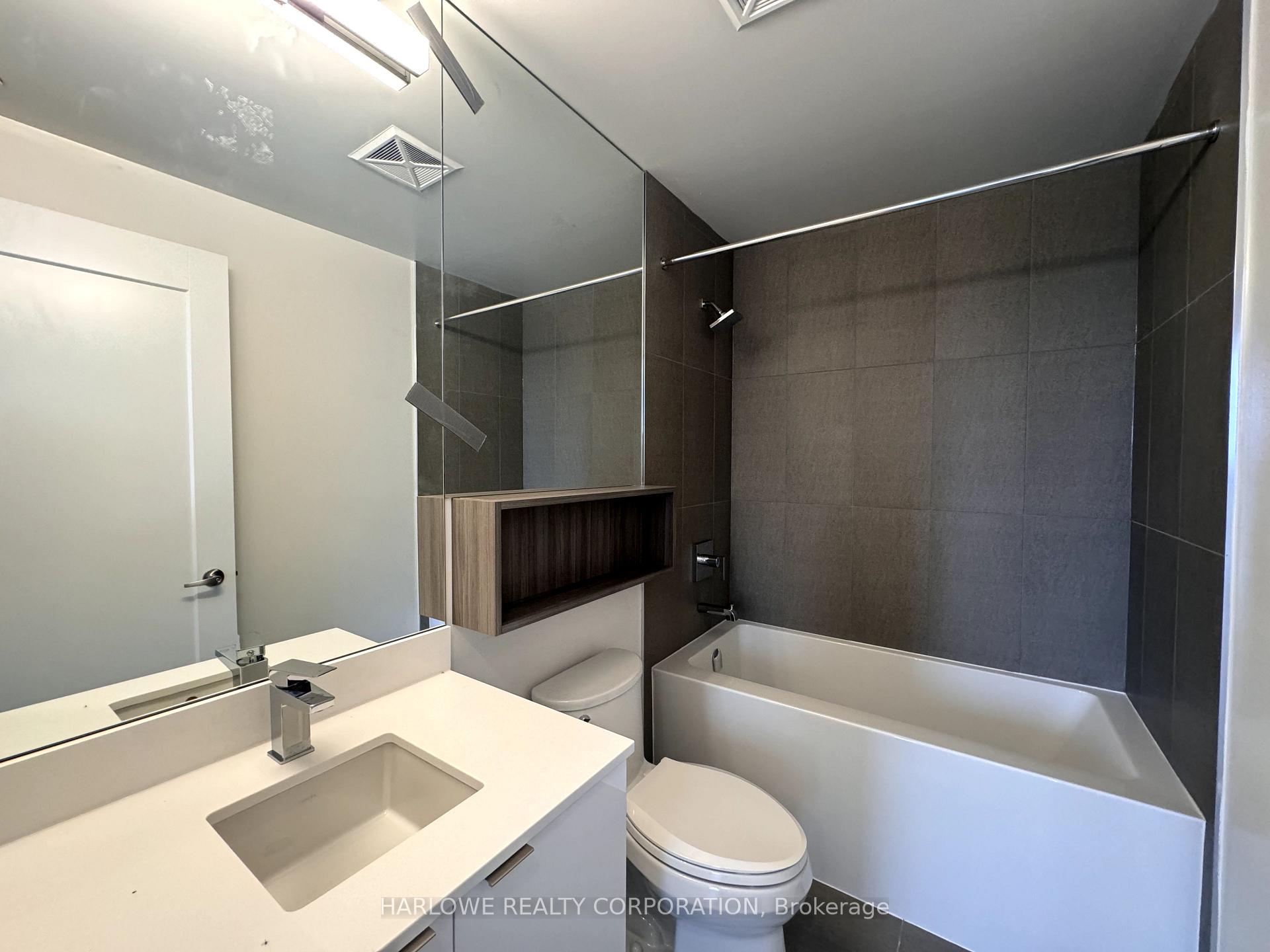 Photo 8 of Unit 2501 E, 70 Princess Street E, Toronto, Waterfront Communities — HOMEH