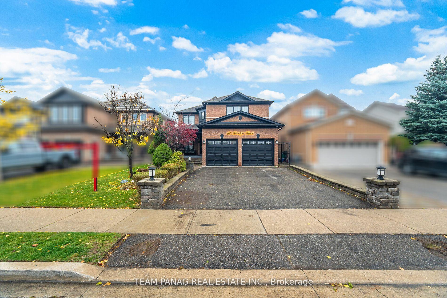 Photo 2 of 84 Porchlight Road, Brampton, Fletcher's Creek Village — HOMEH