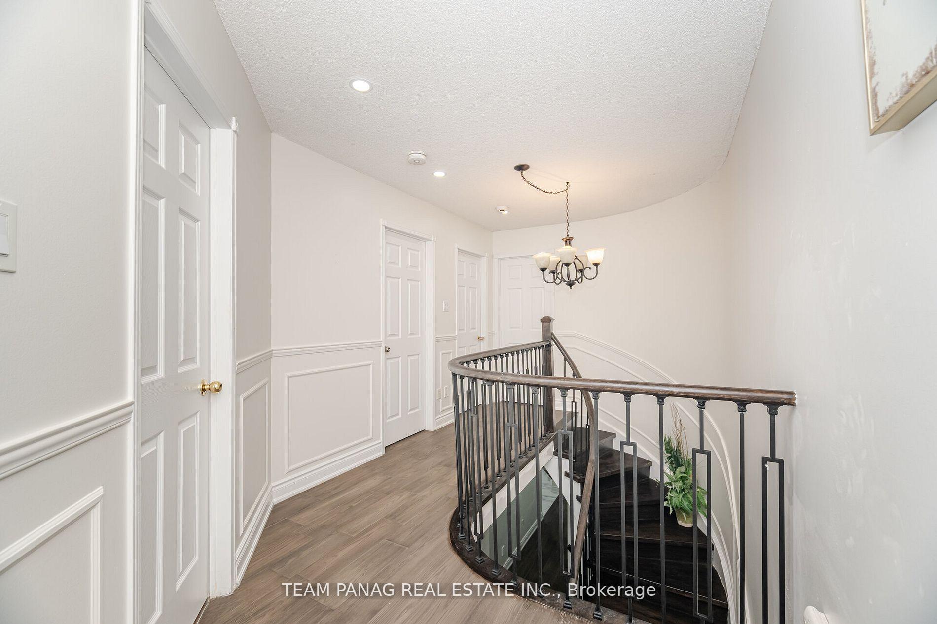 Photo 14 of 84 Porchlight Road, Brampton, Fletcher's Creek Village — HOMEH