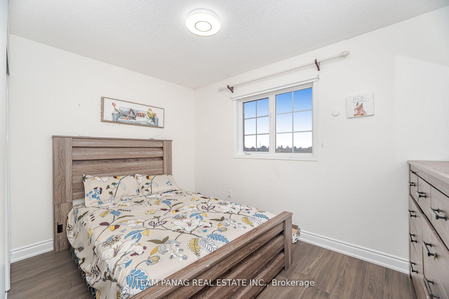 Photo 16 of 84 Porchlight Road, Brampton, Fletcher's Creek Village — HOMEH