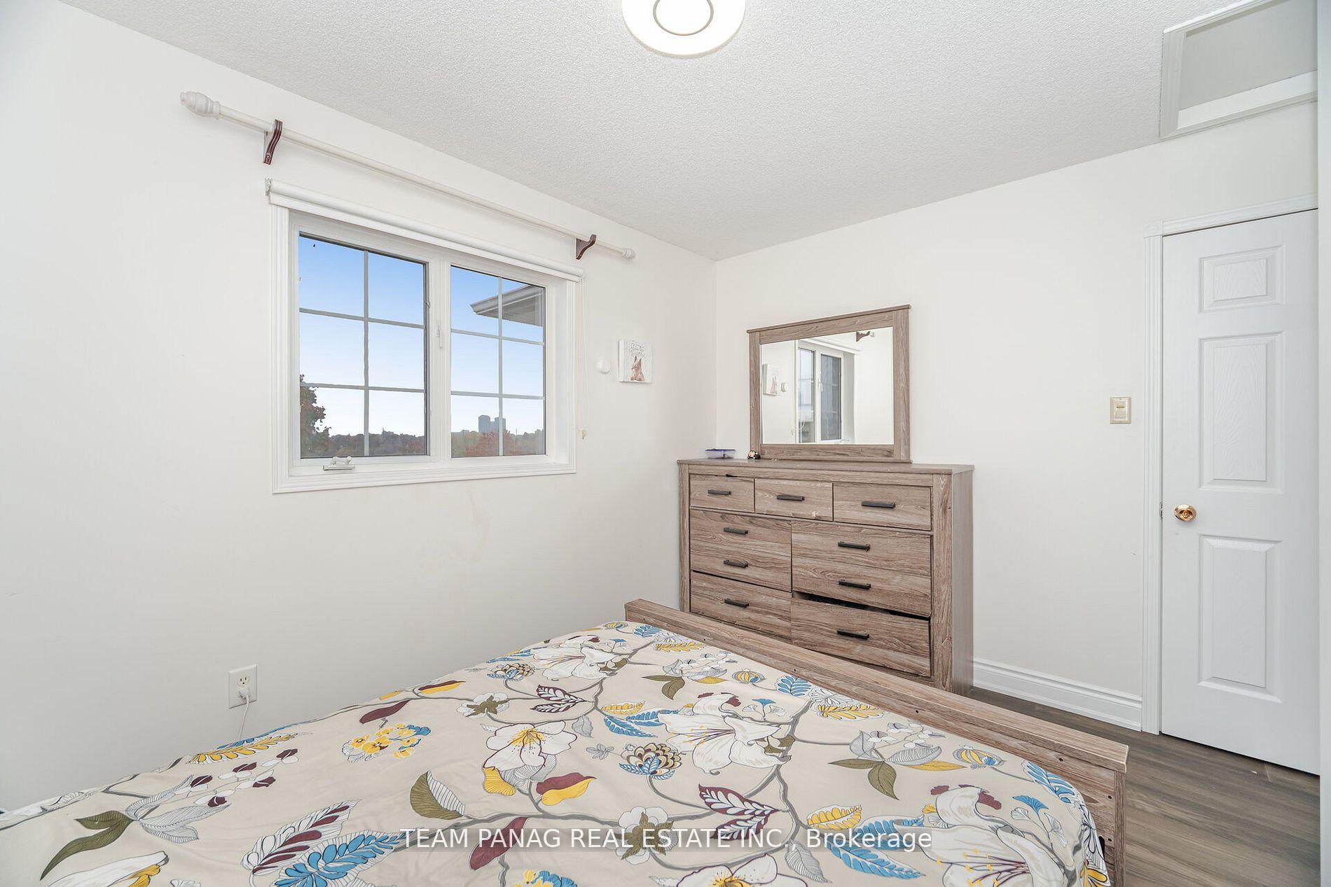 Photo 19 of 84 Porchlight Road, Brampton, Fletcher's Creek Village — HOMEH