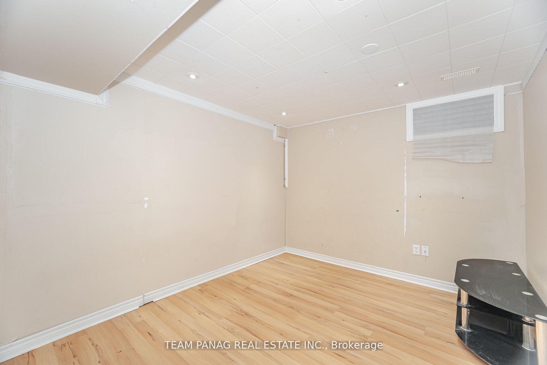Photo 6 of 84 Porchlight Road, Brampton, Fletcher's Creek Village — HOMEH