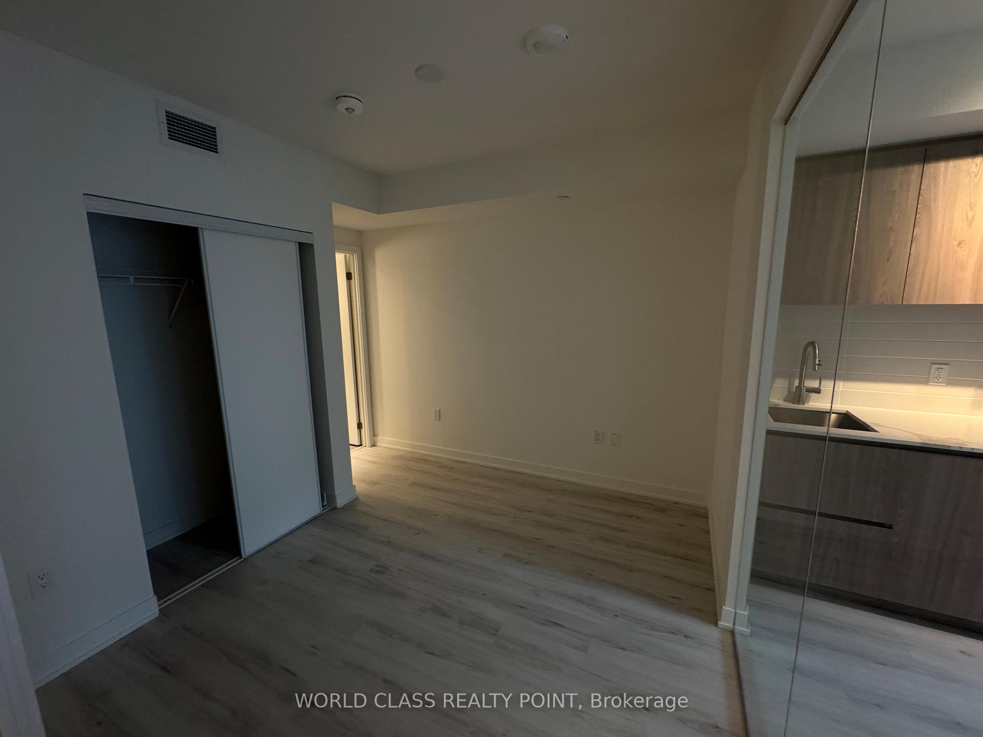 Photo 4 of Unit 313, 120 Broadway Avenue, Toronto, Mount Pleasant West — HOMEH