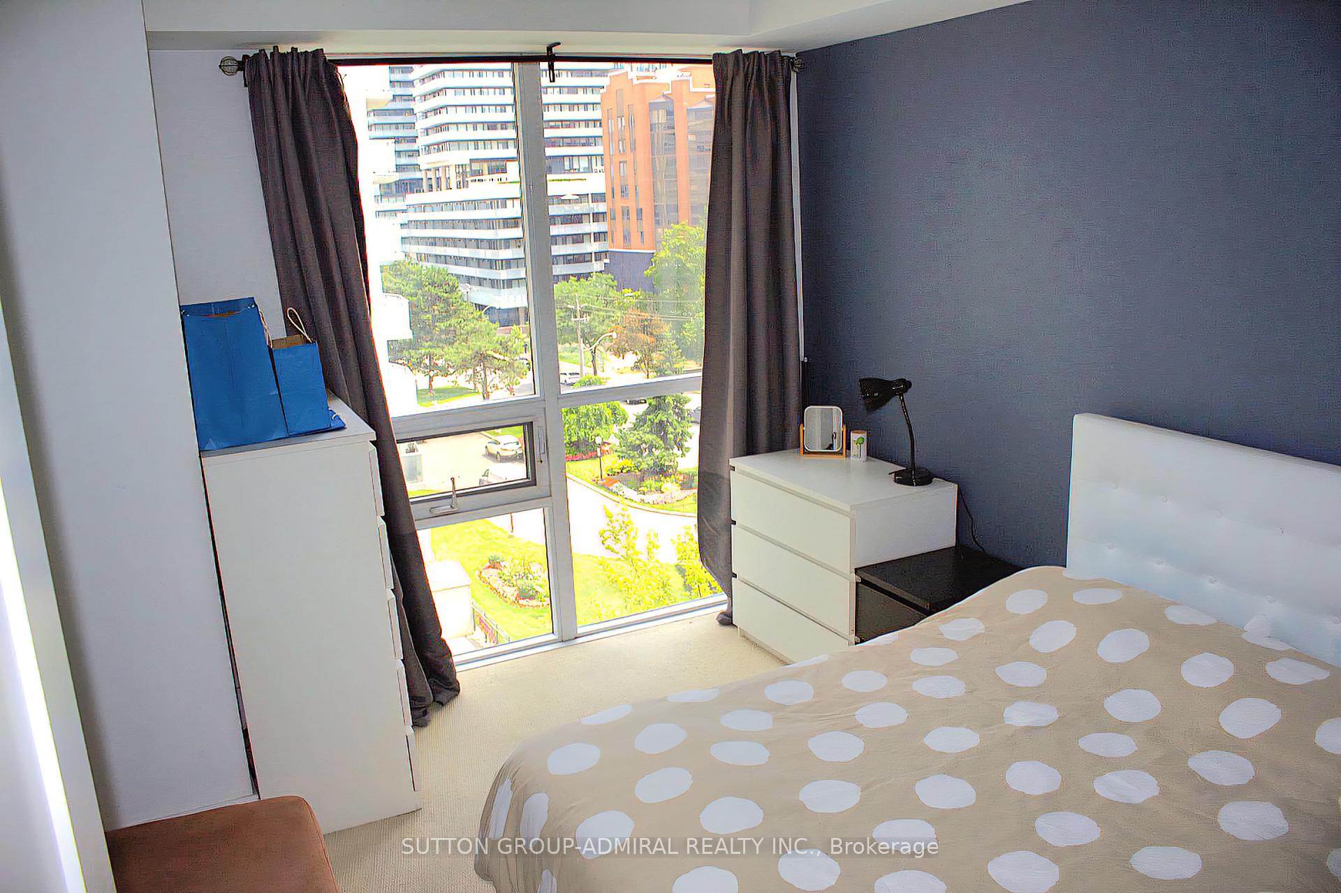 Photo 12 of Unit 512, 70 Roehampton Avenue, Toronto, Mount Pleasant West — HOMEH