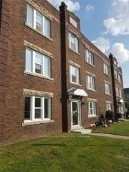 Photo 13 of Unit 5, 3 Connaught Avenue S, Hamilton, Stipley — HOMEH