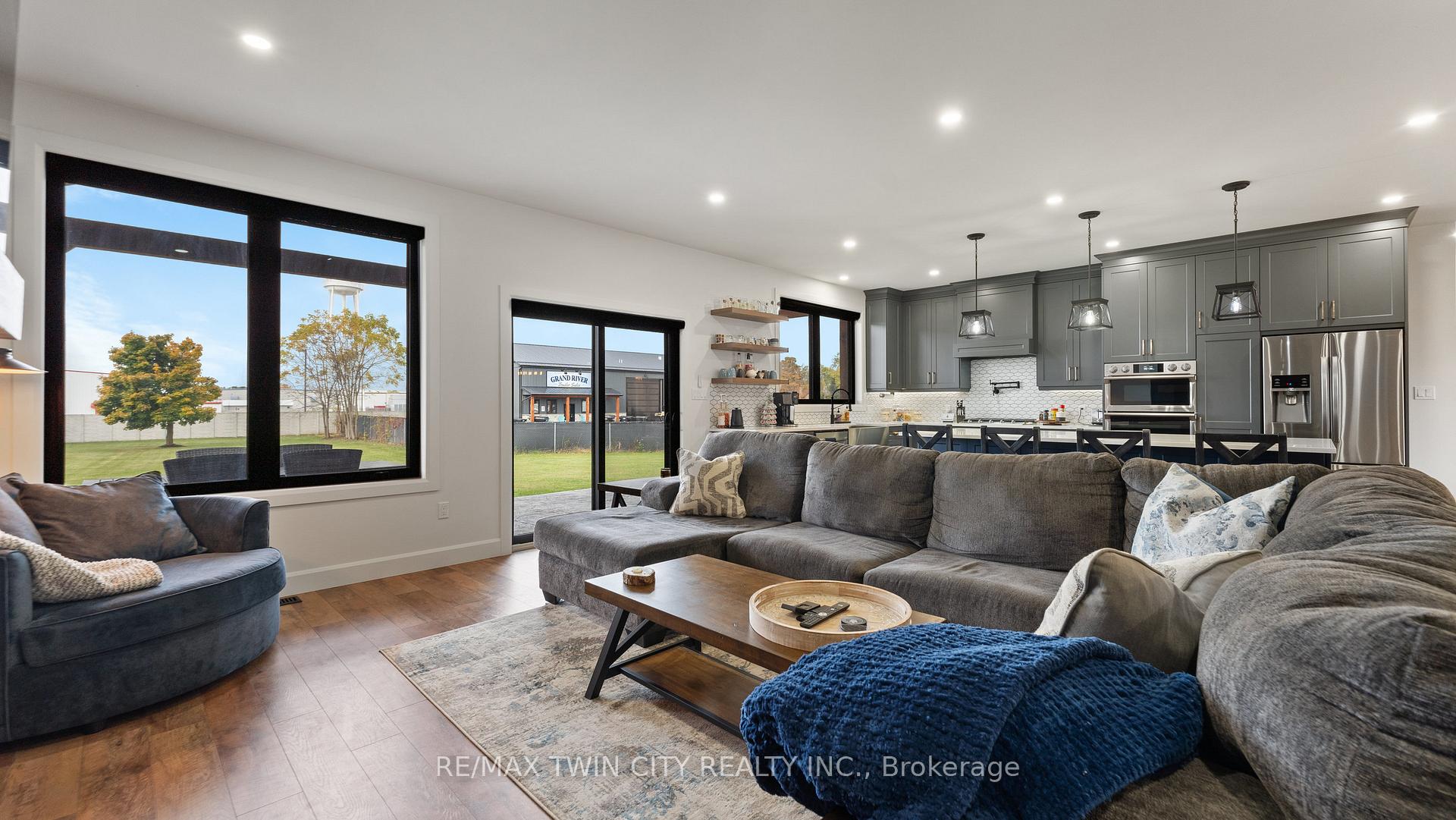 Photo 13 of 367 Maple Avenue S, Brant, Burford — HOMEH