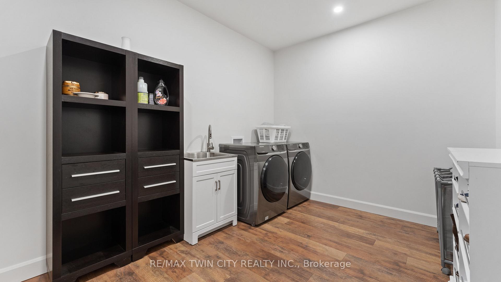 Photo 17 of 367 Maple Avenue S, Brant, Burford — HOMEH