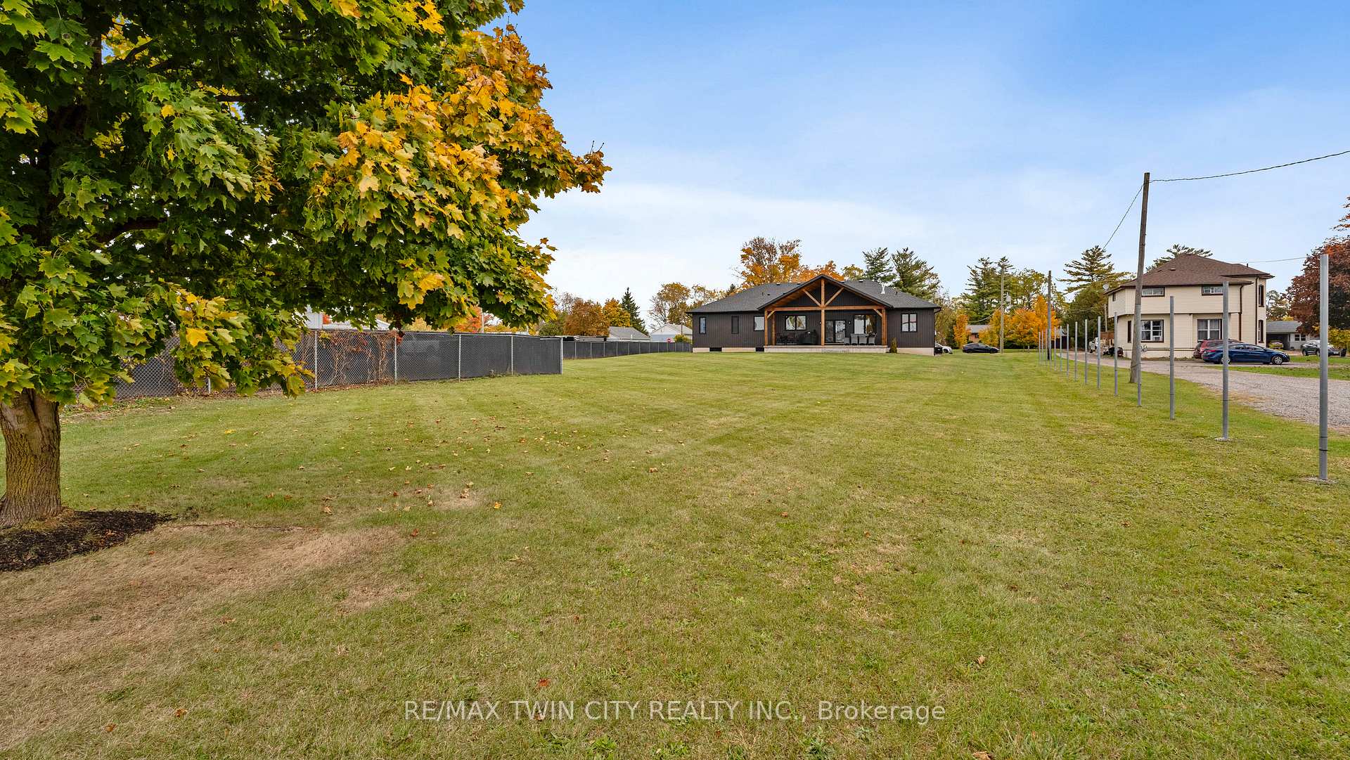 Photo 30 of 367 Maple Avenue S, Brant, Burford — HOMEH