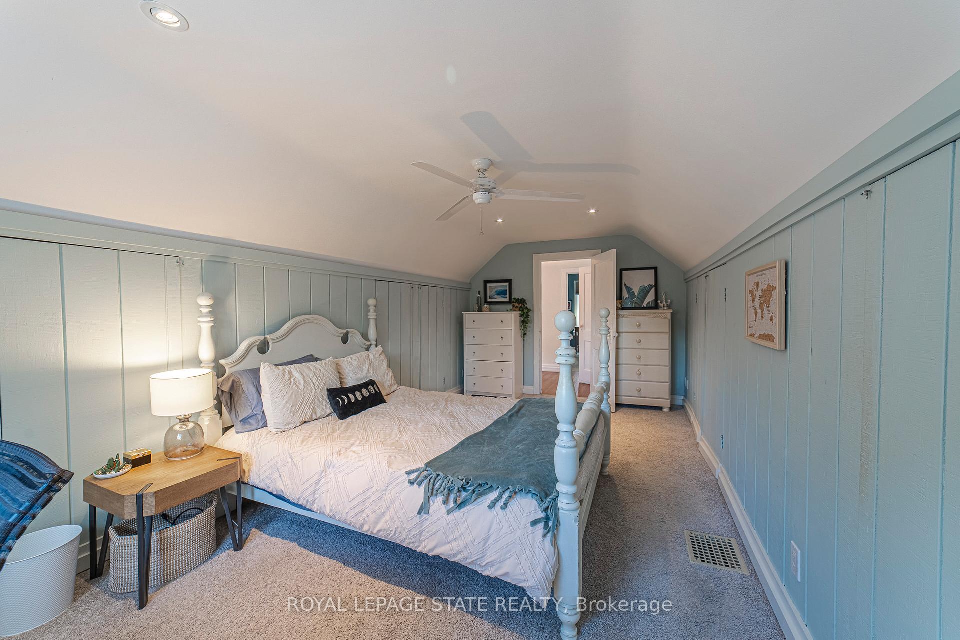 Photo 23 of 38 Kenmore Road, Hamilton, Westdale — HOMEH
