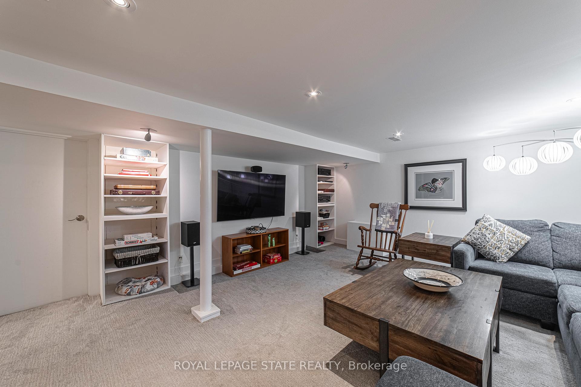Photo 29 of 38 Kenmore Road, Hamilton, Westdale — HOMEH